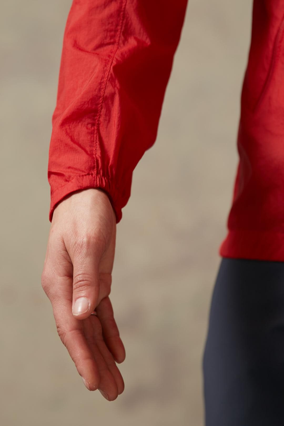 Rab Vital Windshell Hoody Red Γυναικείο Αντιανεμικό - Image 4